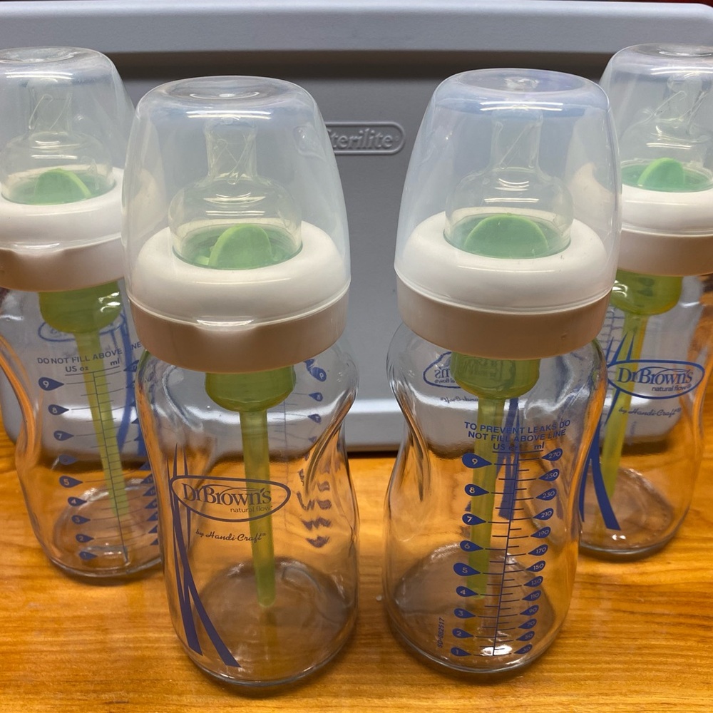 Dr Brown’s Wide Neck Anti-Colic Wide Neck Glass Baby Bottle 9 oz-270 ml